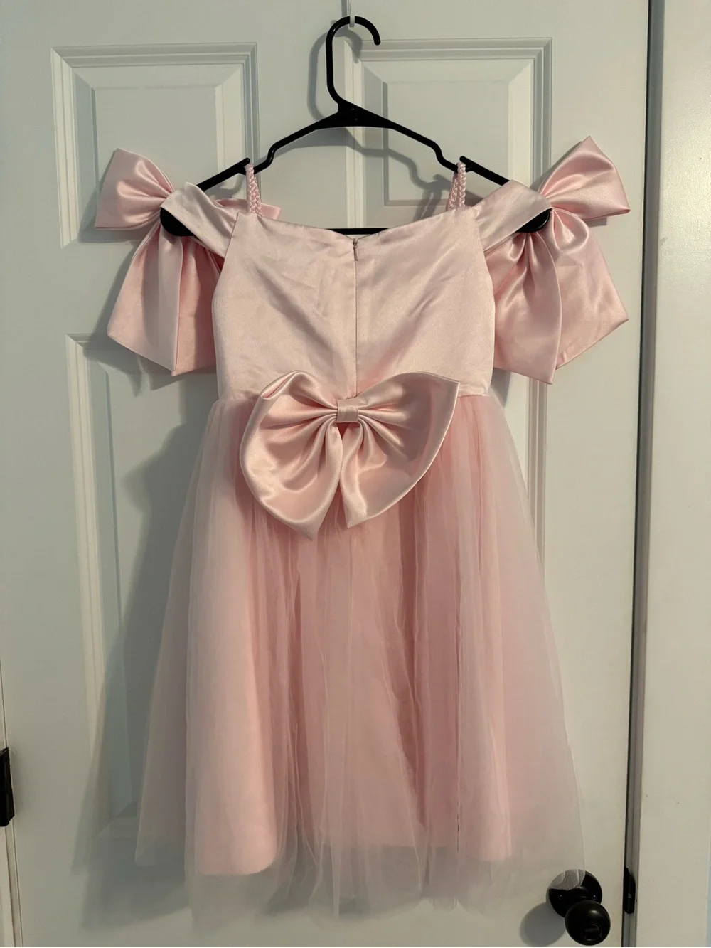 Girls' Off-Shoulder Bow Tulle Dress in Blush Pink